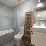 Lovelystay - Hidden & Quiet Duplex Next To Sao Bento Station * Porto