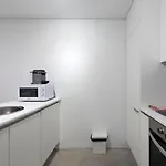 Lovelystay - Hidden & Quiet Duplex Next To Sao Bento Station *