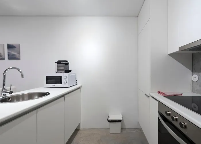 Lovelystay - Hidden & Quiet Duplex Next To Sao Bento Station *