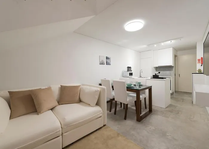 Apartamento Lovelystay - Hidden&quiet Duplex Next To São Bento Station *