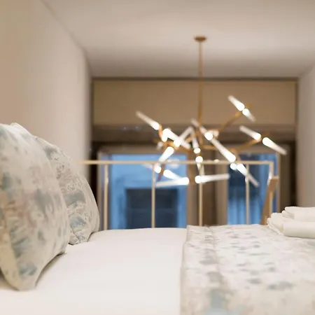 Appartement Lovelystay - Hidden & Quiet Duplex Next To Sao Bento Station *