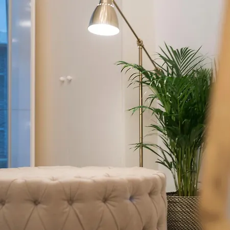 Appartement Lovelystay - Hidden&quiet Duplex Next To São Bento Station