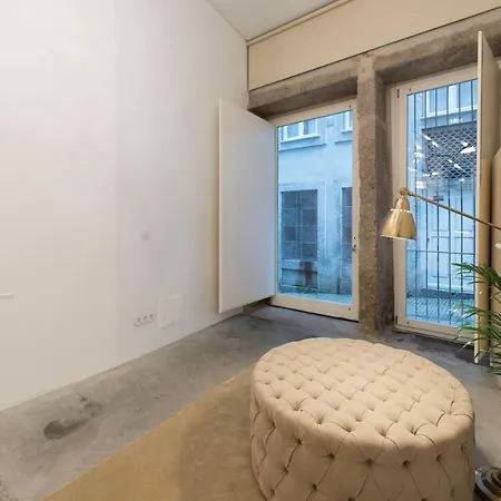 Lovelystay - Hidden&quiet Duplex Next To São Bento Station Appartement *